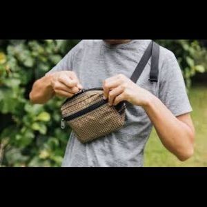 ISO Tom bihn side effect bag